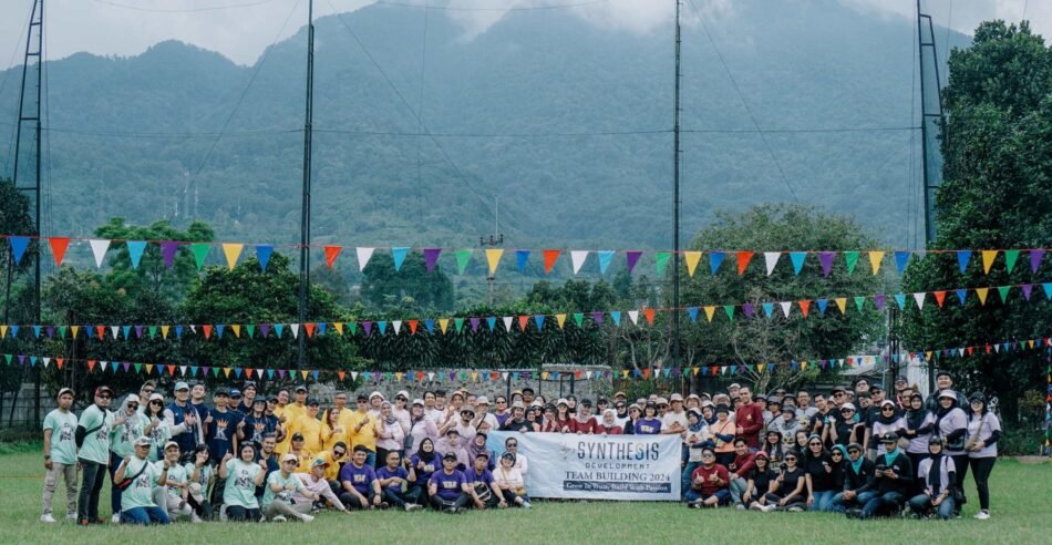 Bersama Lebih Kuat – Syukur dan Team Building di Ulang Tahun ke-32 Synthesis Development